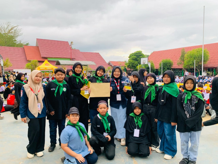 Kontingen PMR Mula SDI Al Madani Raih Apresiasi Kepemimpinan di Ajang Young Savior from Our Generation Part VI