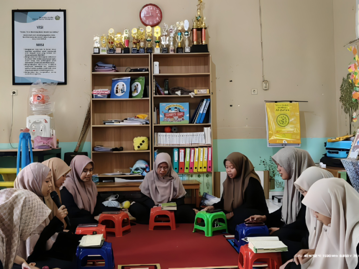 Semangat Ukhuwah dan Cahaya Iman: Dewan Guru RA. Ulumul Quran Al Madani Khatamkan Al-Quran di Bulan Ramadhan